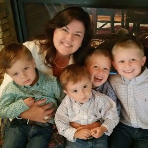 Meet your Posher, Sherry